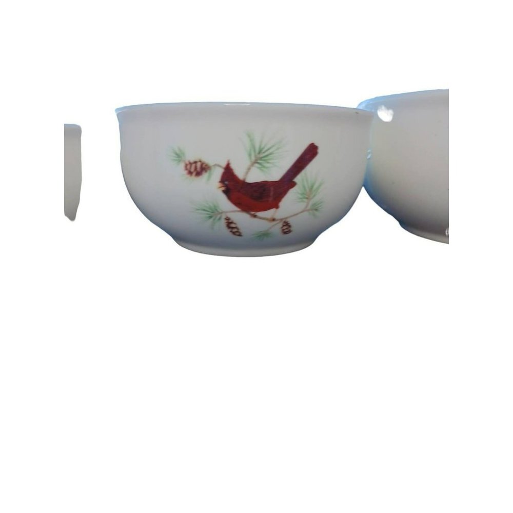 Christmas nesting‎ bowls Porcelain Cardinal with pine tree and cones 3